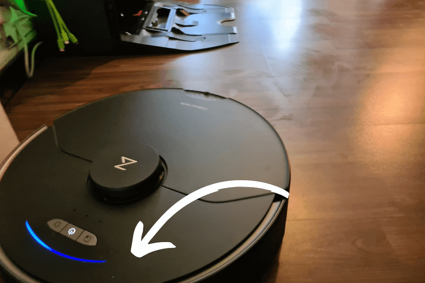 Die LED-Anzeige des Roborock S7 MaxV Ultra leuchtet blau